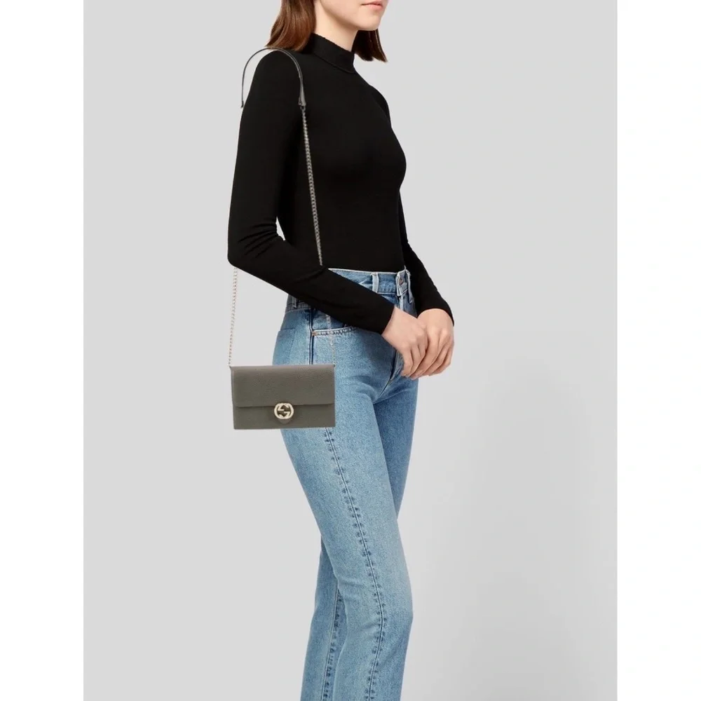 Authentic Gucci Interlocking Dollar Gray Leather Chain Crossbody Clutch Bag - Picture 12 of 12
